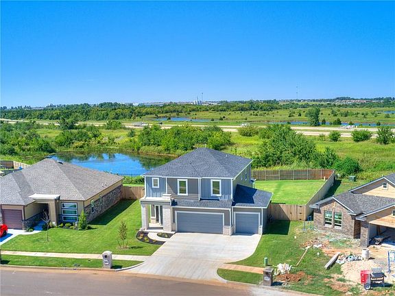 2nd image of 2021 Sara Vista Dr