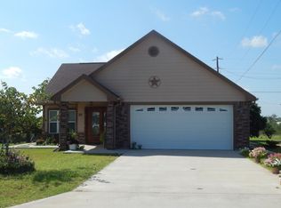 211 Papaya Dr, Zapata, TX 78076