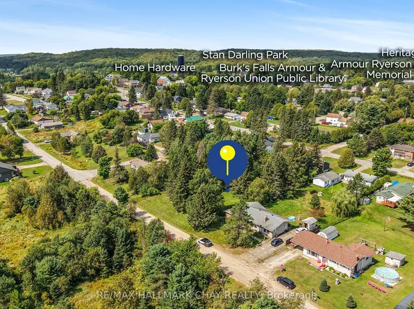 25 John St, Burk's Falls, ON P0A 1C0