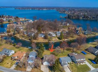 219 Somerset Dr, Brooklyn, MI 49230