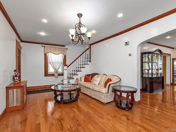 4th image of 9339 Springfield Boulevard