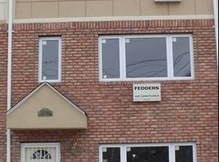 6536 Metropolitan Ave, Middle Village, NY 11379
