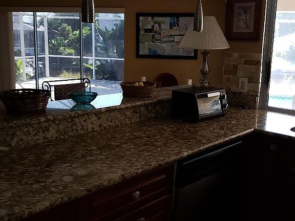5th image of 1382 Whiskey Creek Dr