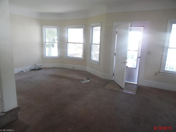 3rd image of 1255 E 111th St