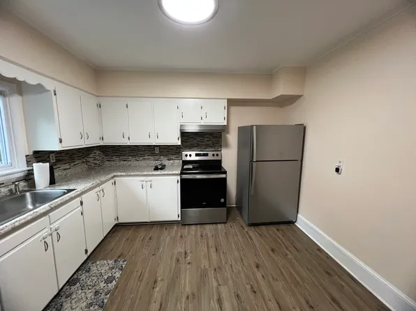 43 Chandler Ave #1, Taunton, MA 02780