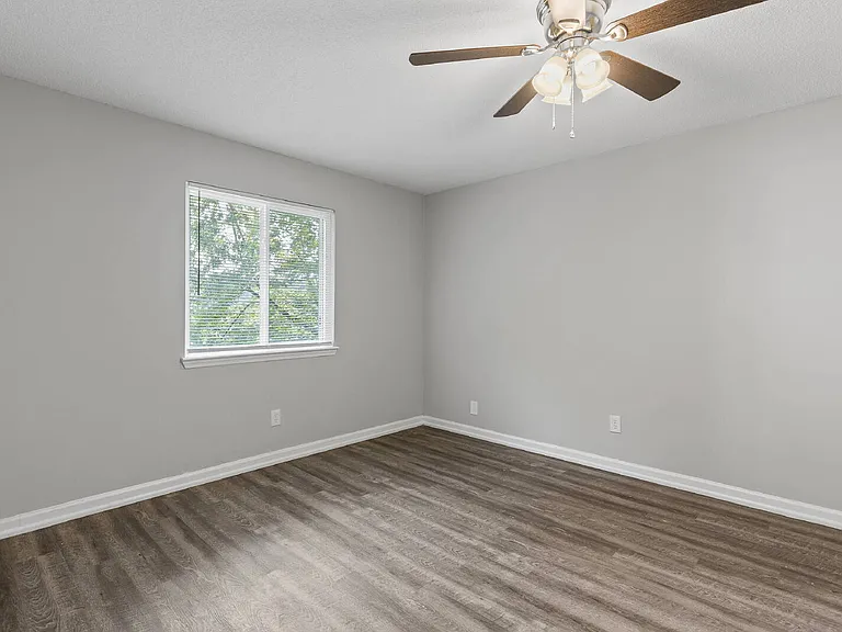 105 Ppoole St #303 — Photo 87
