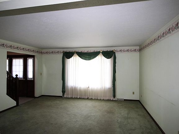 5th image of 3201 Marioncliff Dr