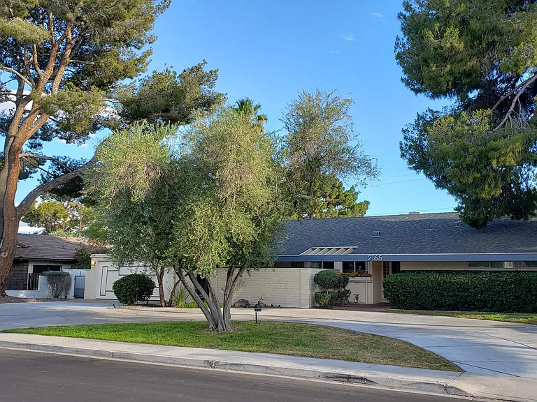 2165 Geronimo Way — Photo 2