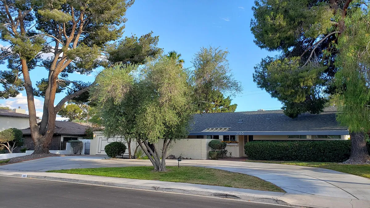 Building Photo - 2165 Geronimo Way