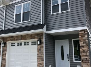 20 Rujon Dr, Huntington, WV 25705