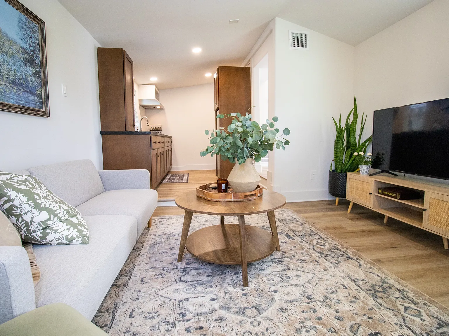 1 bed, 590 sqft, $1,600 — Photo 4