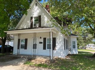 327 E Prairie St, Jerseyville, IL 62052