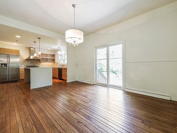 4th image of 54 Bonnie Ln