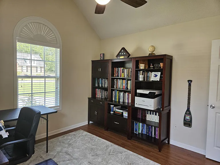 2947 Sylvan Way — Photo 30