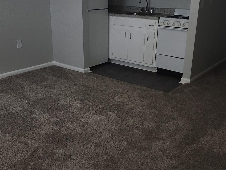 1st image of 1711 N King St #12