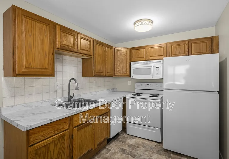 12315 112th Avenue Ct E #3 — Photo 3