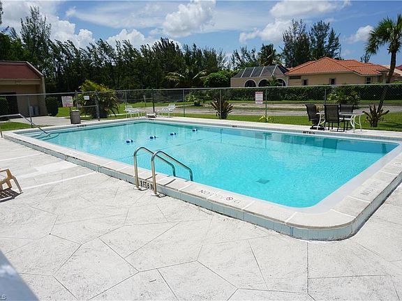 2nd image of 6272 Westshore Dr #1