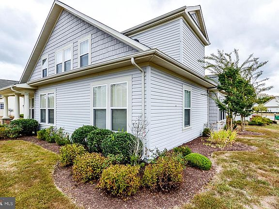 3rd image of 3146 Floating Leaf Ln