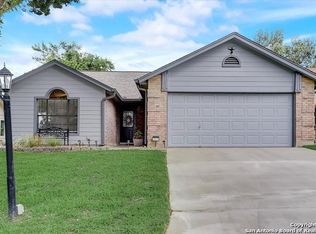 3808 Overlook Dr, Schertz, TX 78108