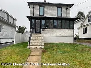 217 Albert Pl — Photo 2