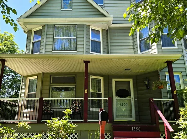 1550 Grace Ave, Lakewood, OH 44107
