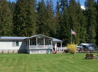 26011 Le Clerc Rd N, Ione, WA 99139