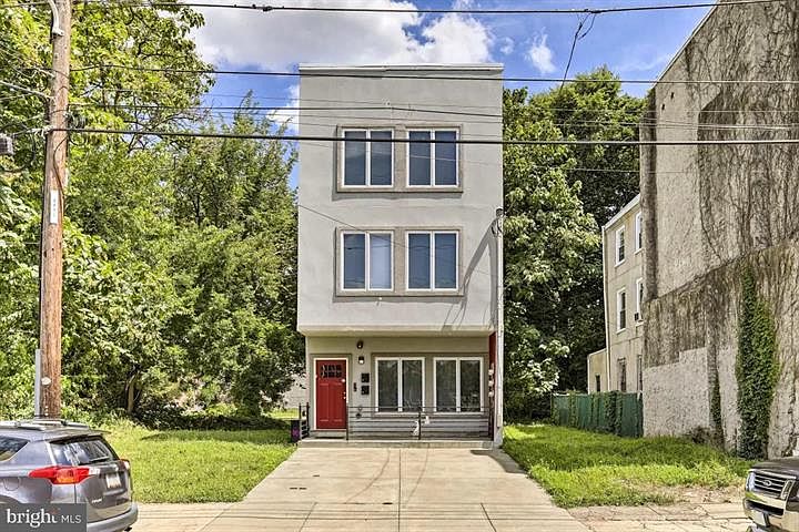 1st image of 679 N 11th St #A