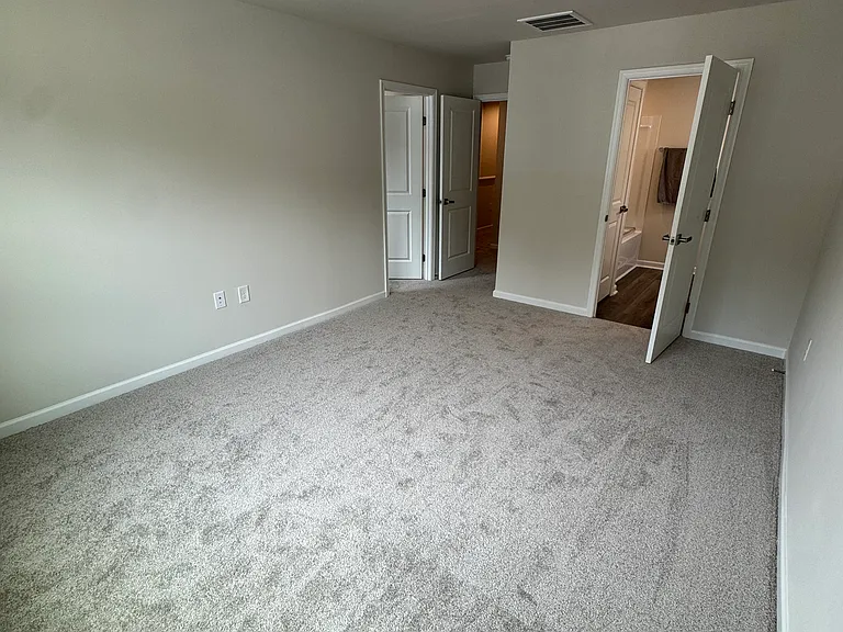 272 Christiana Ln — Photo 16
