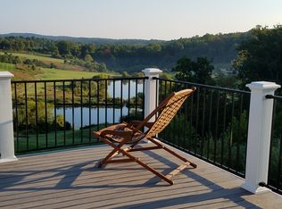 17334 Cannonade Dr, Leesburg, VA 20176