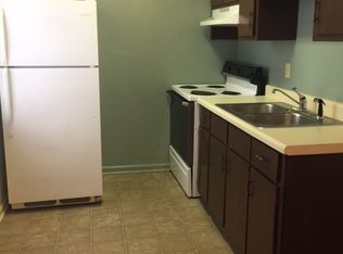 801 Meadow Ridge Ct APT 2, Winston Salem, NC 27107
