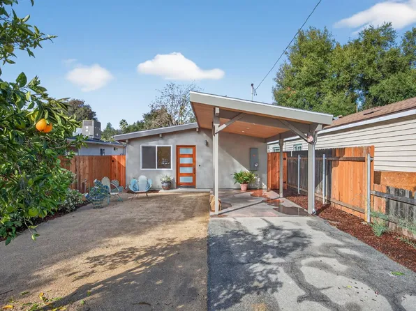 121 S Padre Juan Ave, Ojai, CA 93023