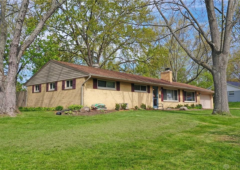 1st image of 4917 Georgian Dr
