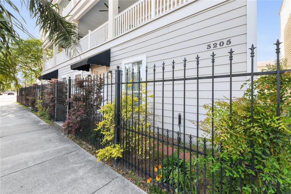 3205 Carondelet St Unit 101, New Orleans, LA - View 3