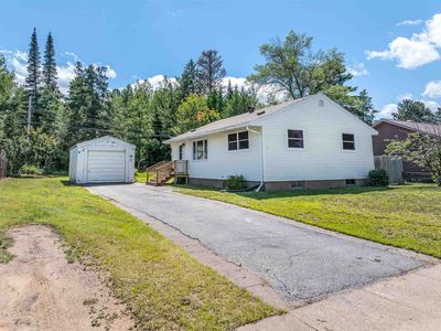 34 Elm Blvd, Babbitt, MN, 55706