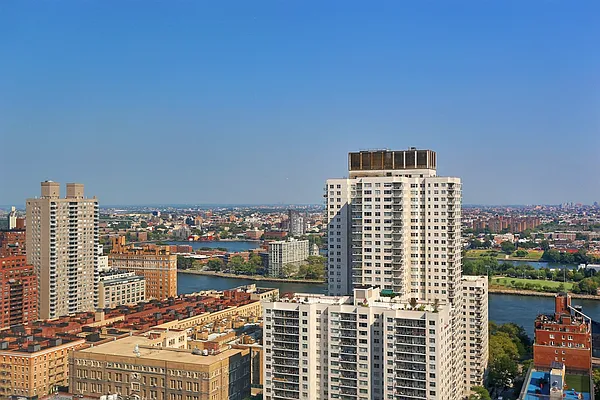 Sold by Corcoran | media 22