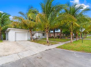 851 SW 66th Ave, North Lauderdale, FL 33068