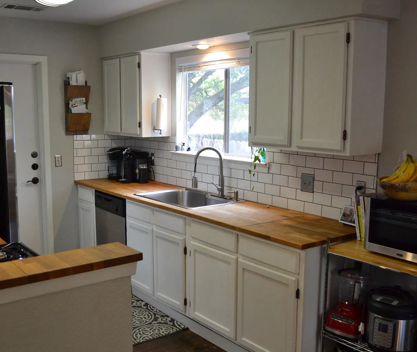 3800 Counselor Dr — Photo 4