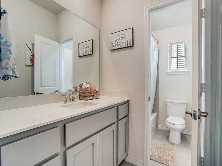 729 Jessica Lynn Ln — Photo 10