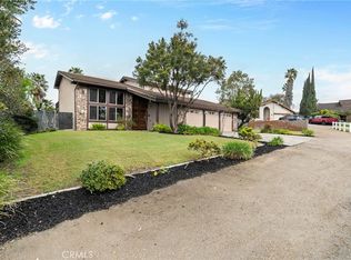 2366 Golden Gate Cir, Norco, CA 92860