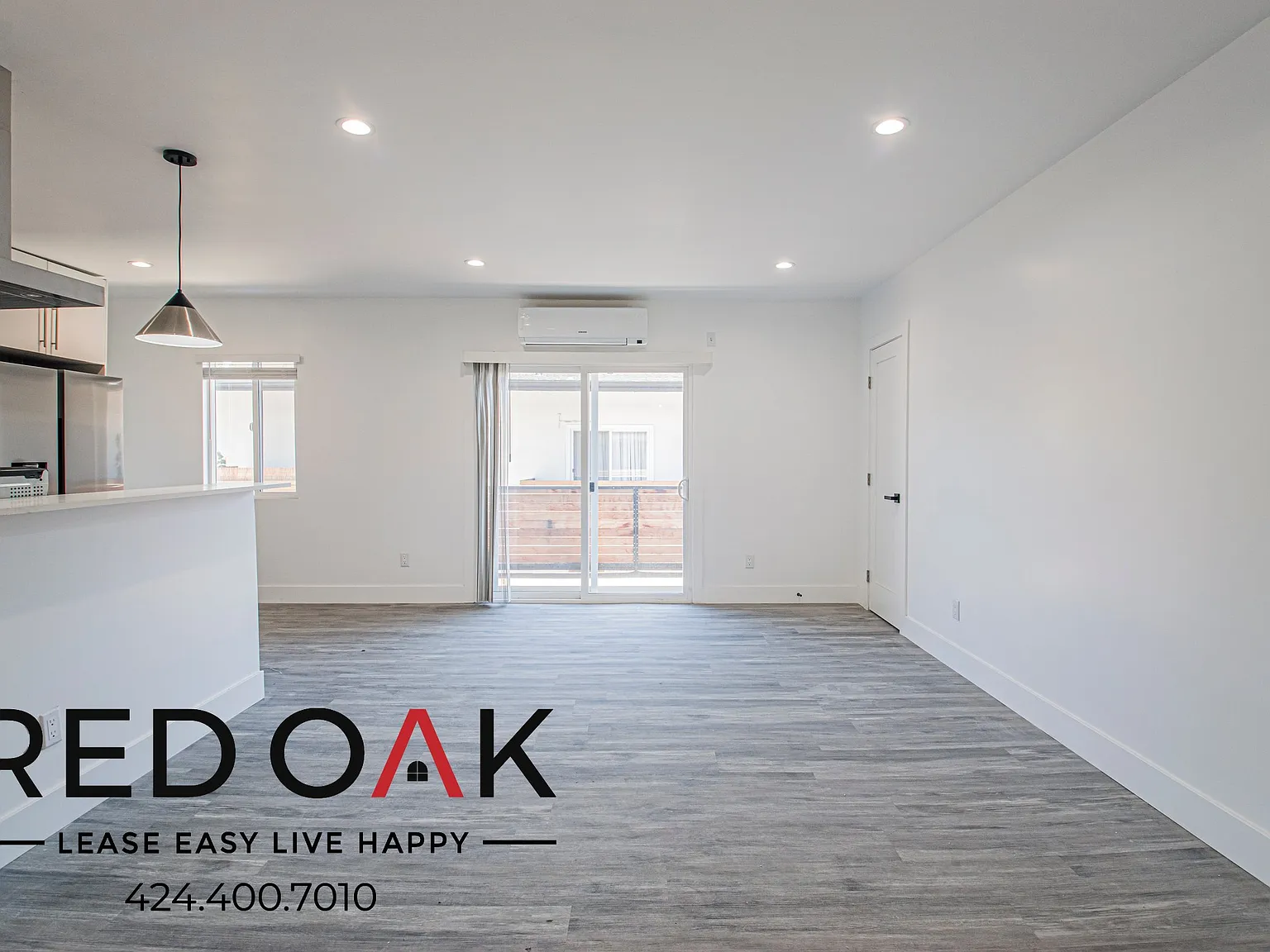 ~1 Month Free~ Open 1-Bed With In-Unit Laundry And Stainless Steel Appliances ~ In Hollywood! — Photo 2