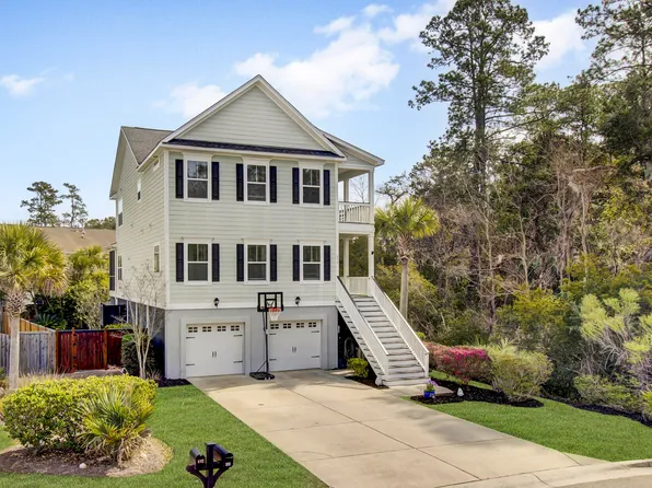 494 Sanders Farm Ln, Charleston, SC 29492