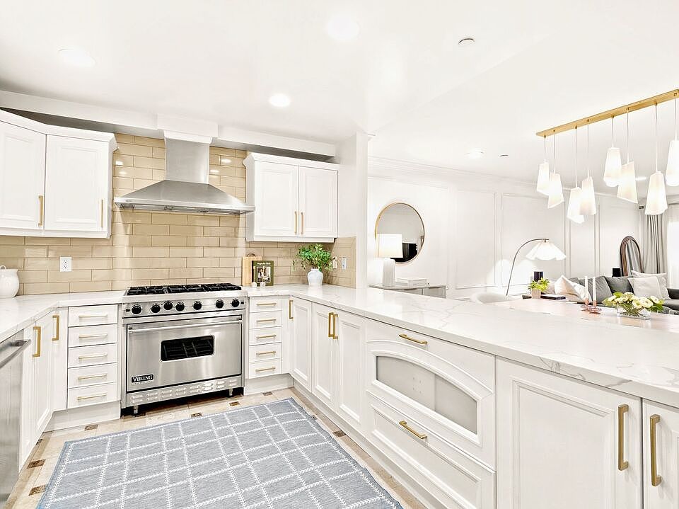 1st image of 1828 Glendon Ave APT 301