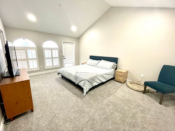 4th image of 2204 1st St APT C
