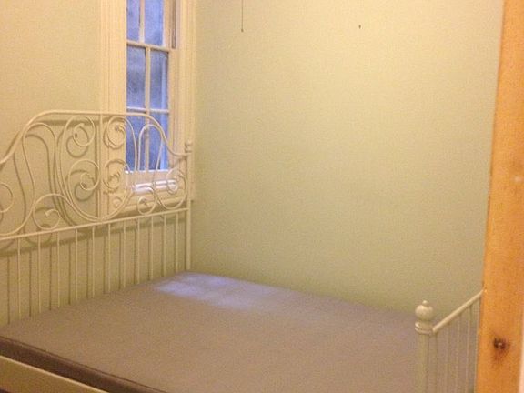 4th image of 336 W 47th St APT 3