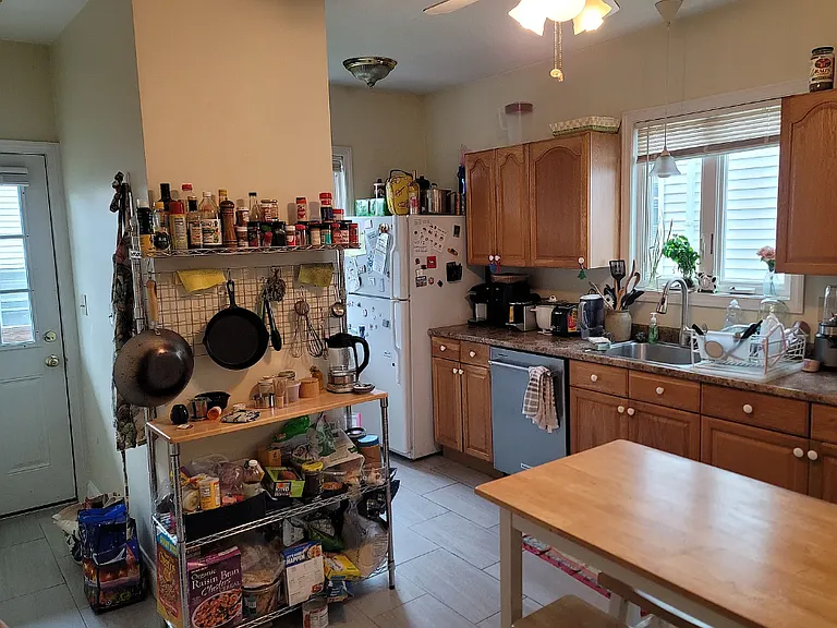 123 Hillsdale Rd #1B — Photo 6