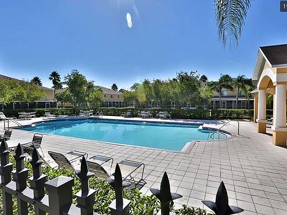 3rd image of 1636 Fluorshire Dr