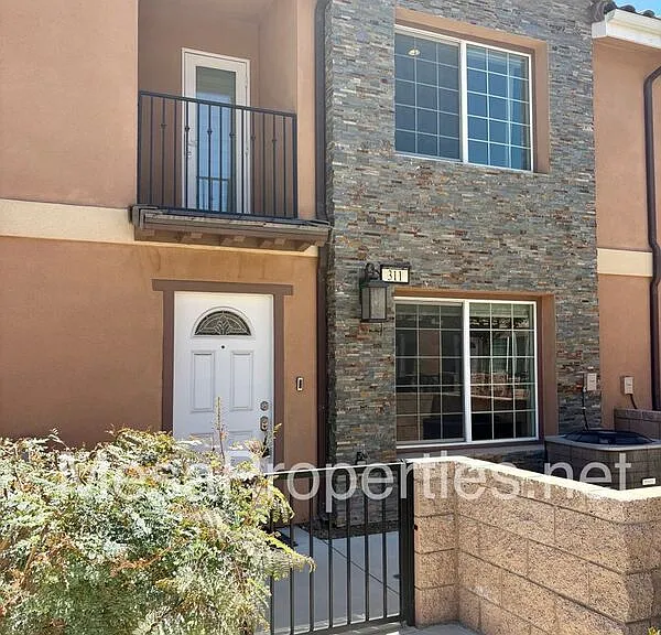 16408 Valencia Ave #311 — Photo 45