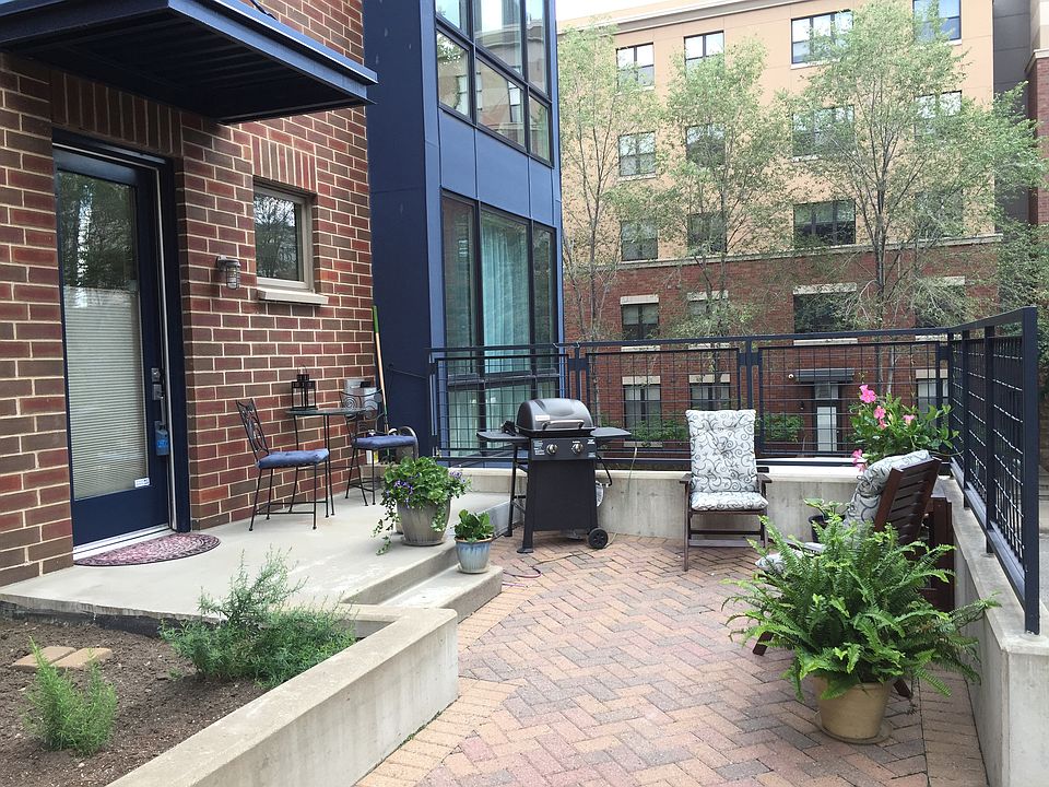 209 8th Street East