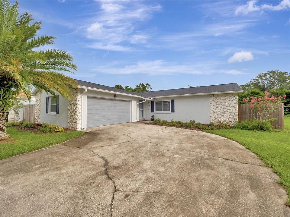 1st image of 7353 Moss Grove Cir