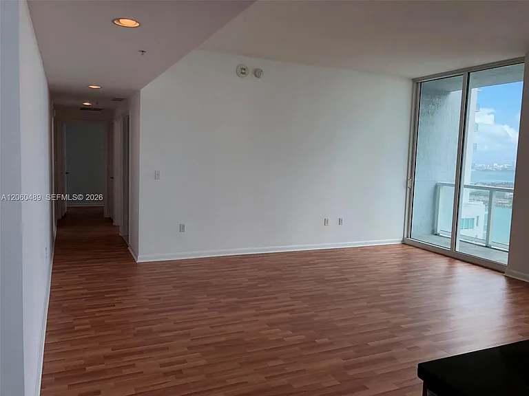253 NE 2nd St #4207 — Photo 6